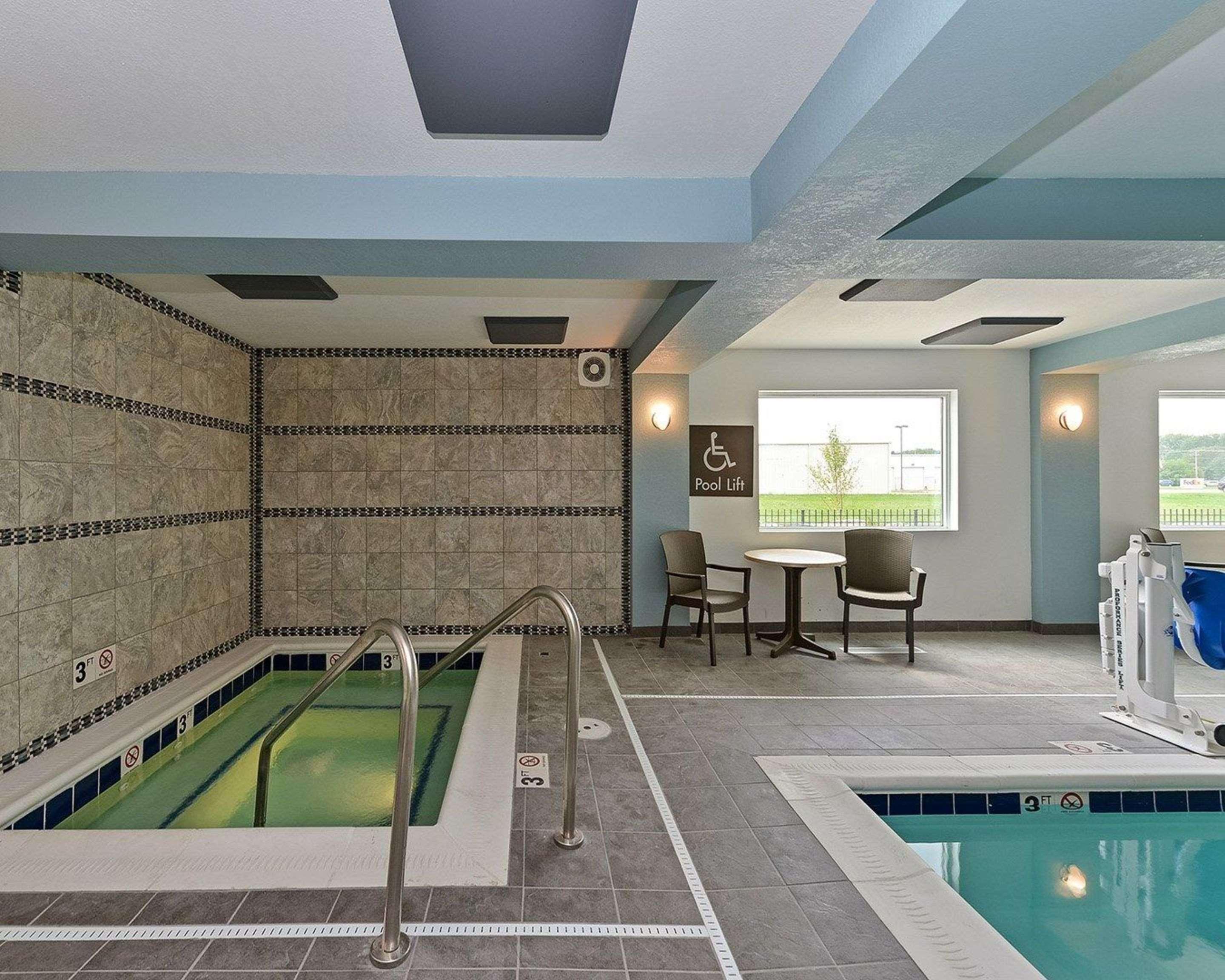 Comfort Inn & Suites Springfield I-55 Экстерьер фото