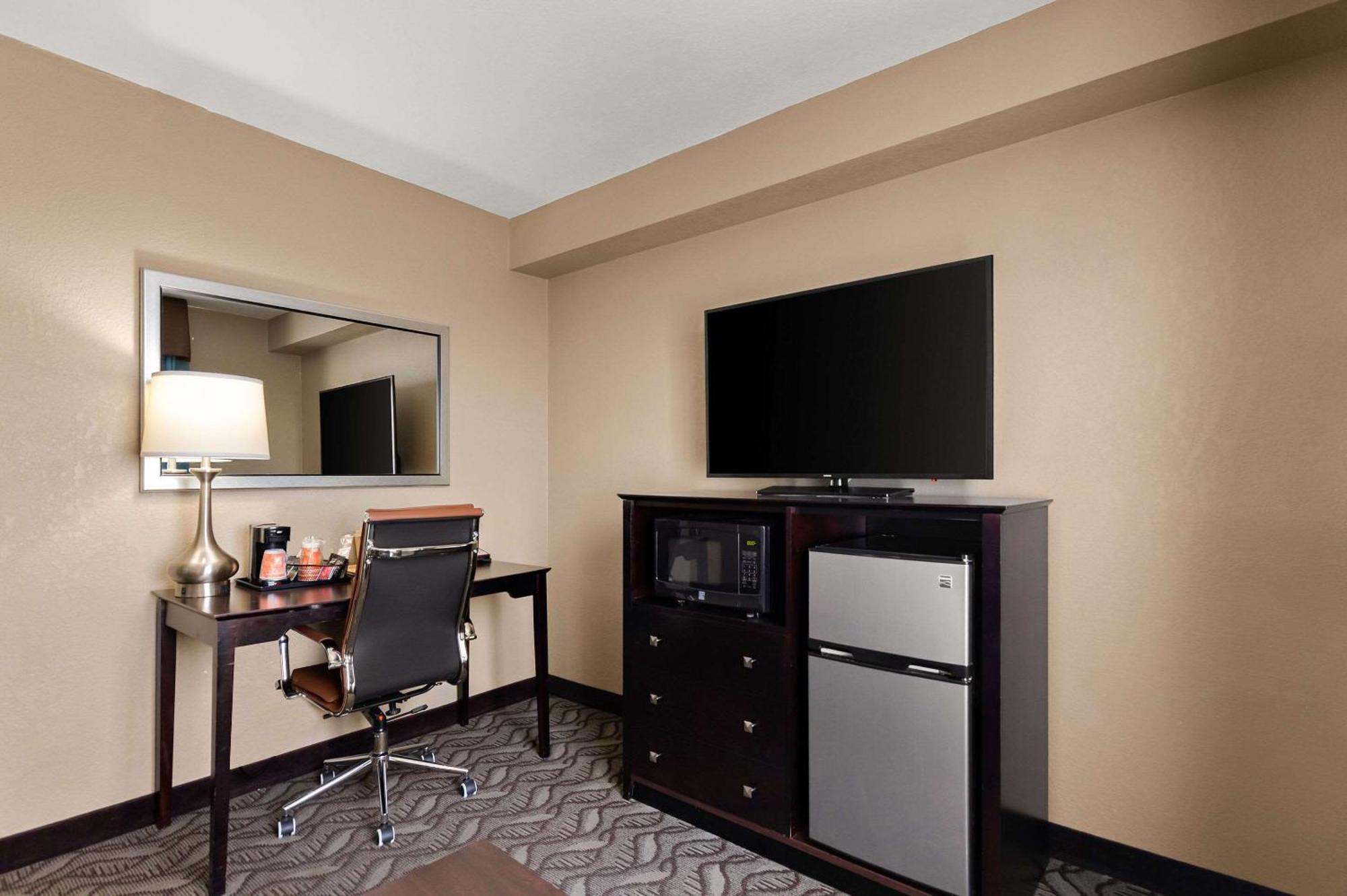 Comfort Inn & Suites Springfield I-55 Экстерьер фото
